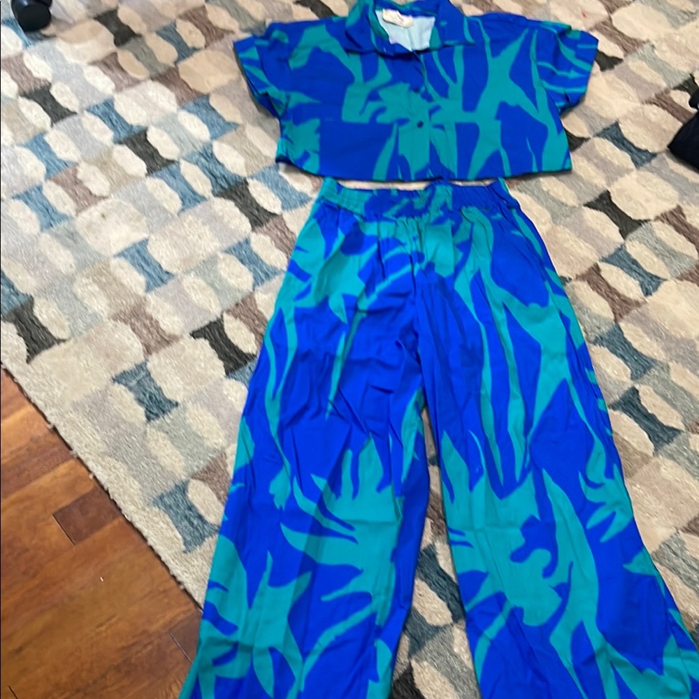 Blue and Green Women's Two-Piece Set